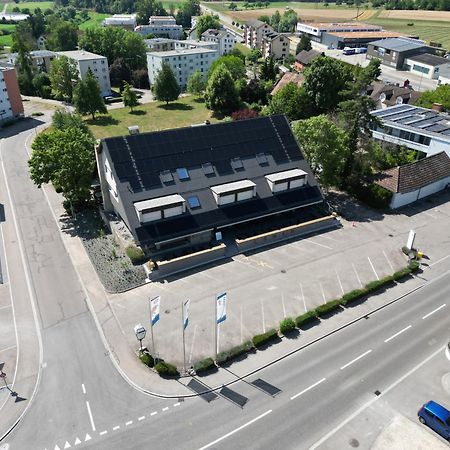 Landgasthof Lowen Sulgen Bagian luar foto