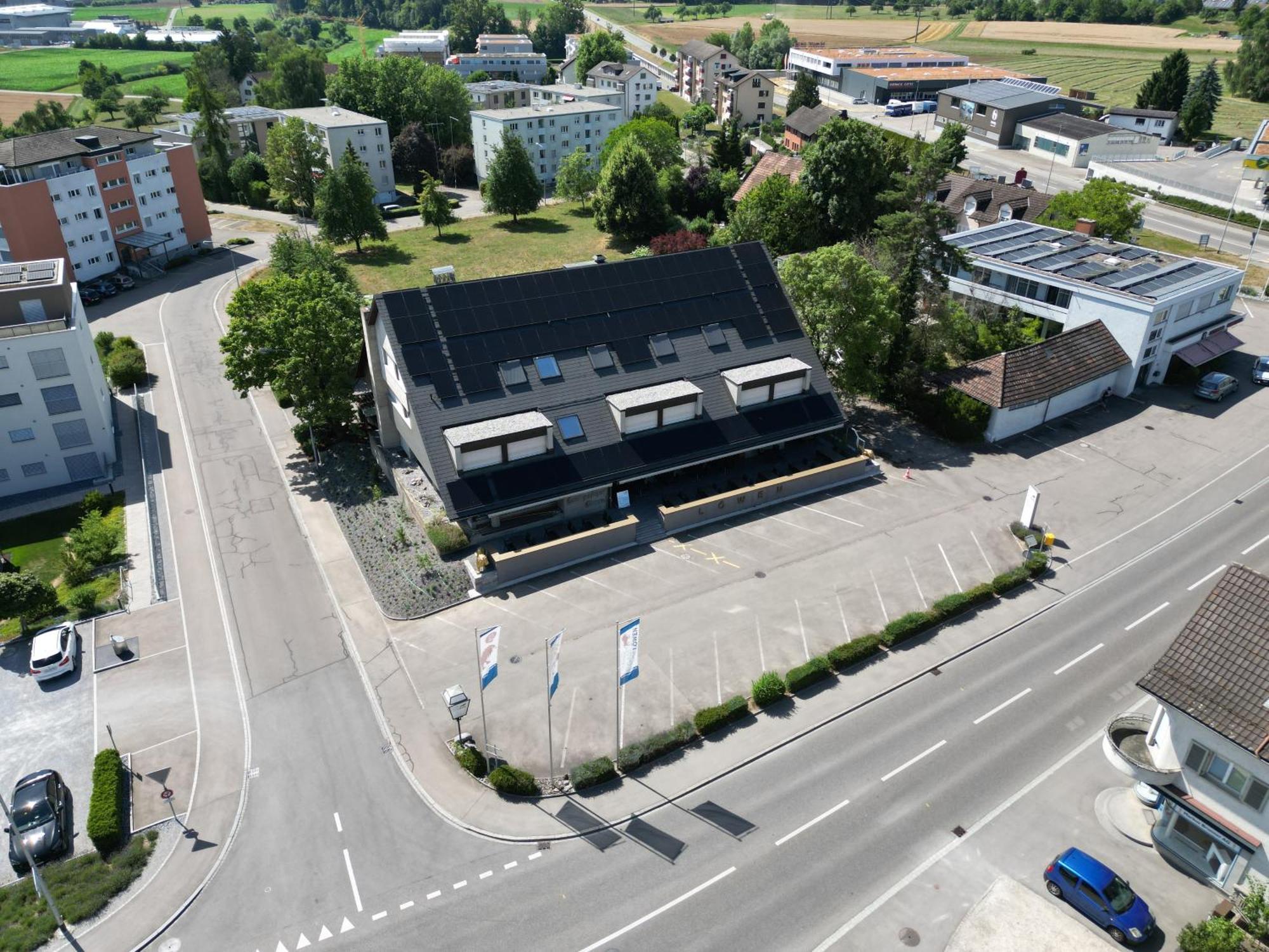 Landgasthof Lowen Sulgen Bagian luar foto