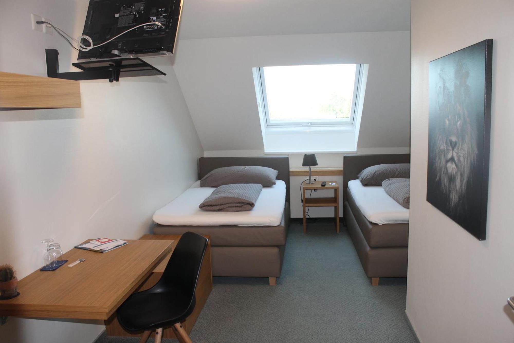 Landgasthof Lowen Sulgen Bagian luar foto